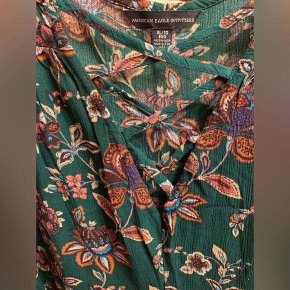 AE Outfitters Criss Cross Floral Swing Dress Green Size XL X-Large - Picture 2 of 3